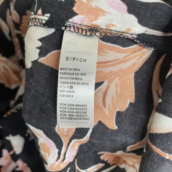 NWT Amuse Society Black Peach Pink Floral Long Bell Sleeve VNeck Boho Blouse SM - Picture 8 of 12